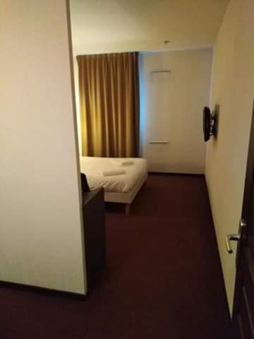 Studio Privatif Dans Hotel Residence Nimes Gare Exterior photo